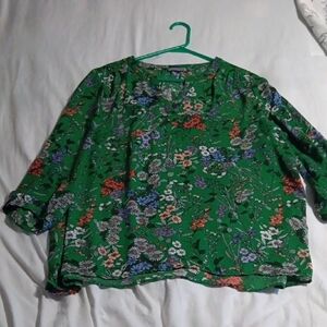 Green Floral Blouse - Women's Lightweight Top